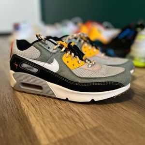 Nike Airmax 90 “Swoosh Compass”